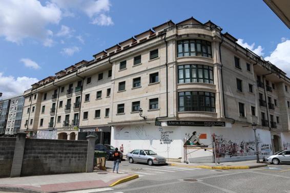 Apartamento Carrera Apartment Caldas De Reis Bagian luar foto